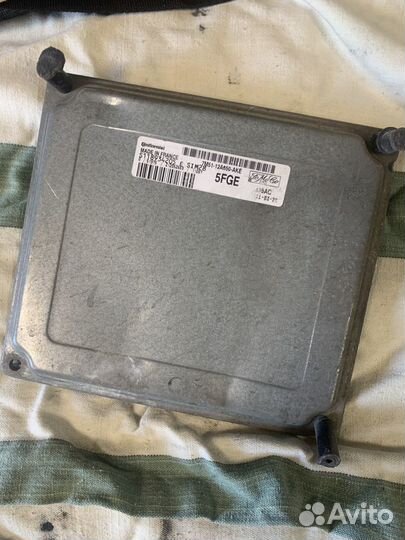 Блок управлением двигателя на форд фокус 2