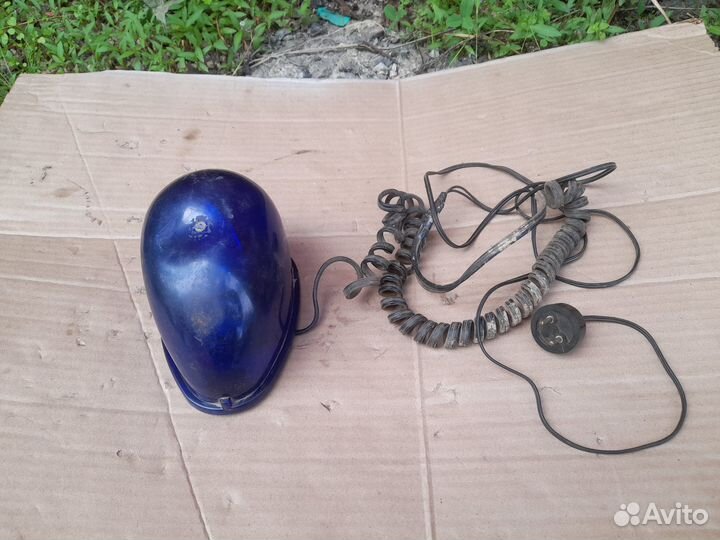 Синяя мигалка на авто