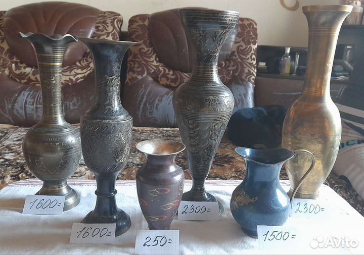 Вазы из латуни индия