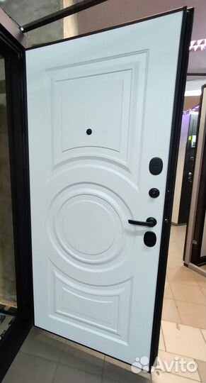 Дверь входная Богема Шагрень Черный