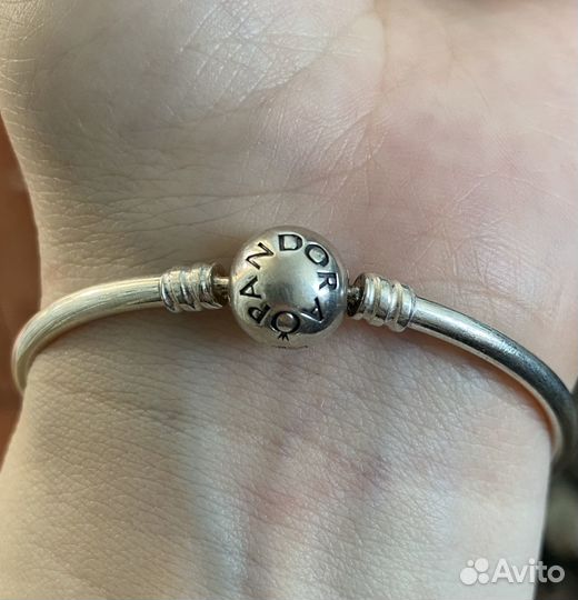 Браслет с шармами Pandora