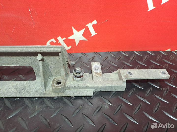 Подножка правая Daf XF106