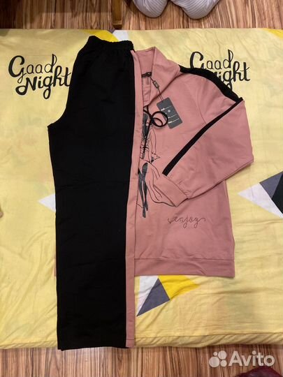 Костюм женский