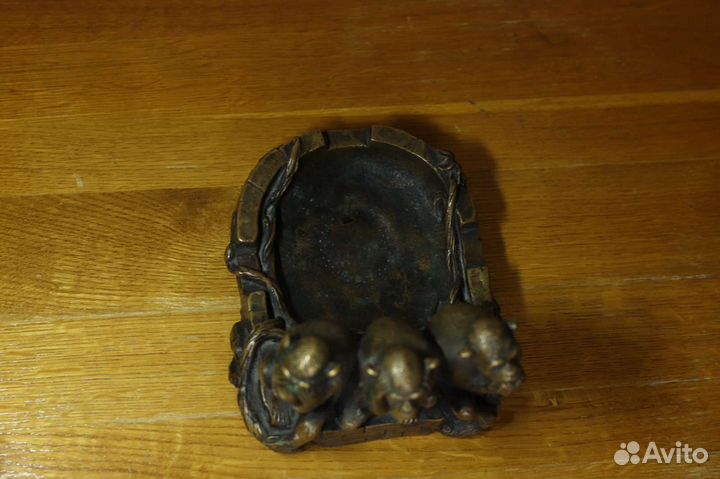 Пепельница бронза обезьянки