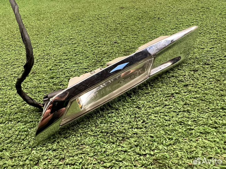 Повторитель поворота правый Bmw 5 F10