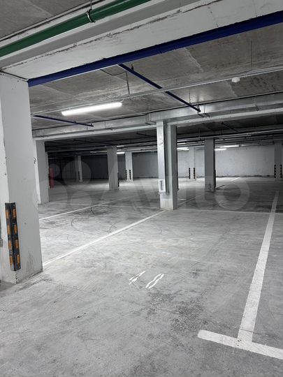 Машиноместо, 15 м²