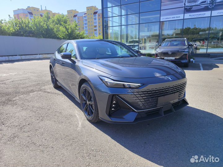 Changan UNI-V 1.5 AMT, 2022