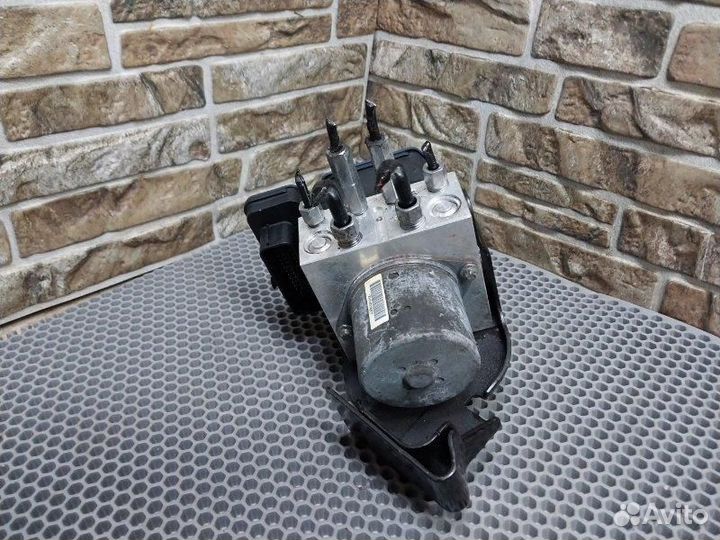 Блок управления тормозами/насос ABS Jeep Grand Che