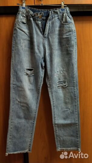 Джинсы