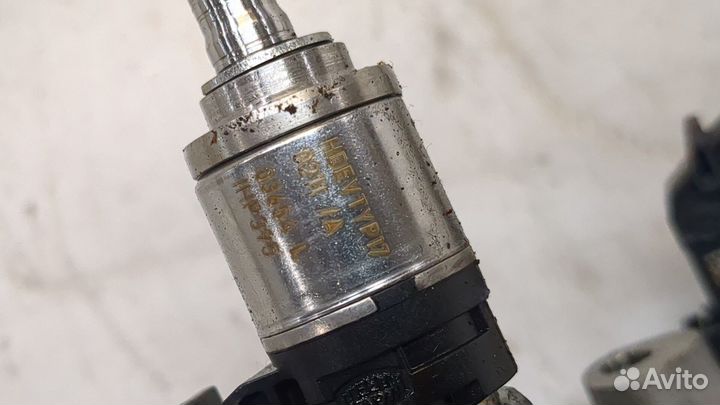 Форсунка топливная Volkswagen Jetta 7 2018