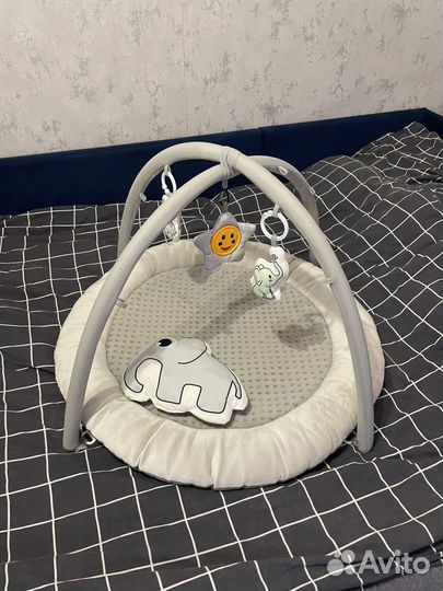 Детский игровой коврик с дугами