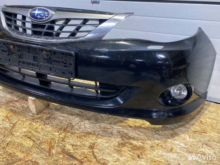 Бампер передний Subaru Impreza