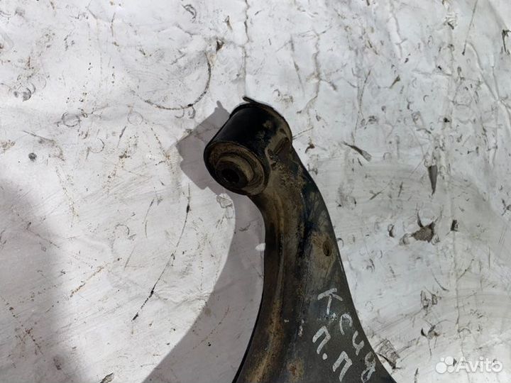 Рычаг передний правый Kia Ceed 1 2009