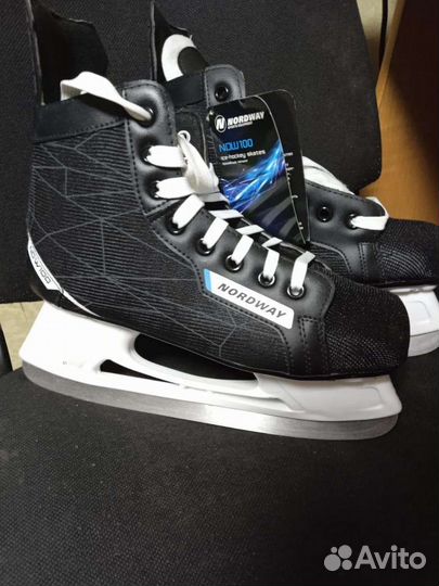 Коньки хоккейные