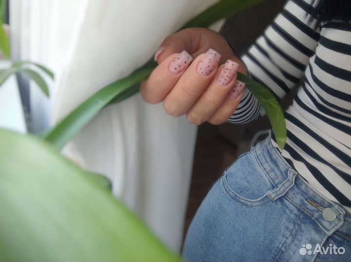 Наращивание ногтей