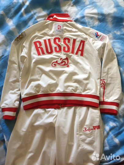Продам олимпийский костюм