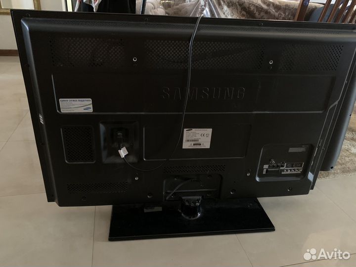Телевизор samsung