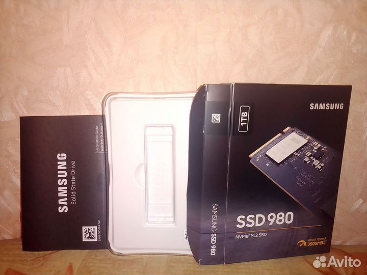 Коробочка от SSD Samsung 980 NVMe