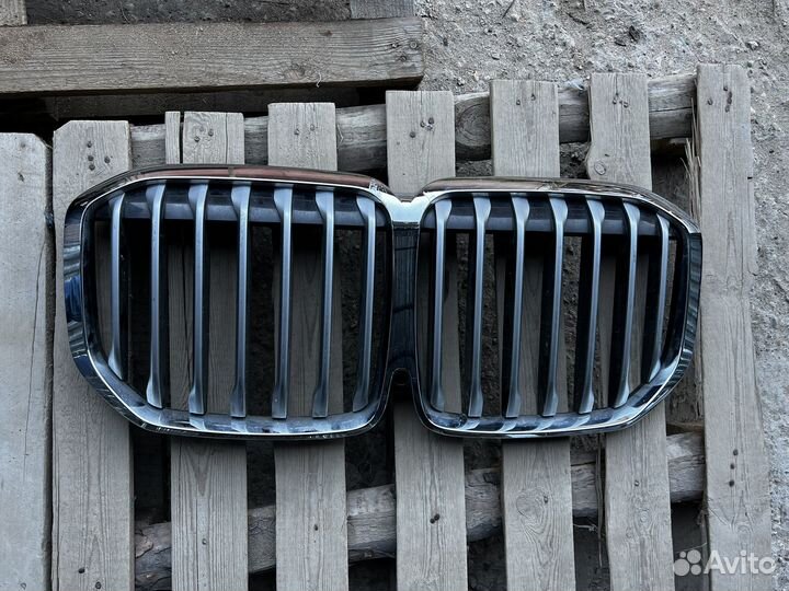 Решетка радиатора BMW X7
