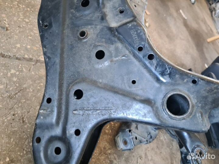 Подрамник Mitsubishi Asx