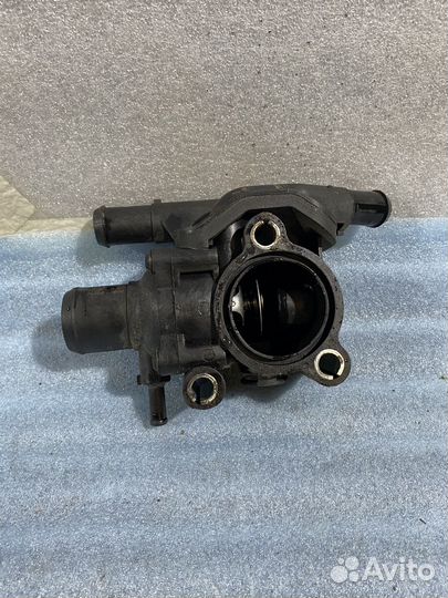 Корпус термостата ford focus 1 1.8-2.0