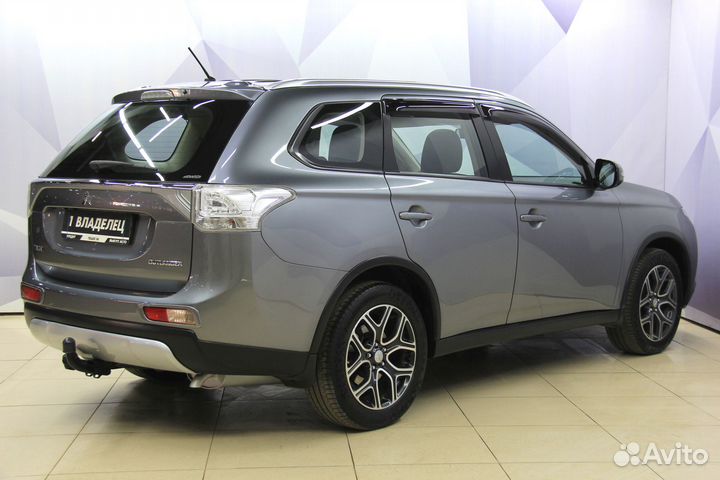 Mitsubishi Outlander 2.4 CVT, 2014, 115 396 км