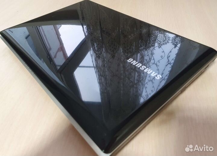 Ноутбук samsung