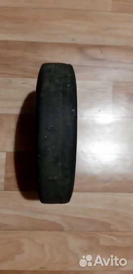 Колесо для тележки б/у