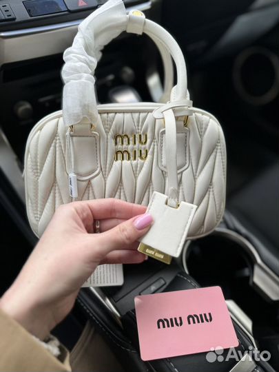 Сумка MiuMiu женская белая