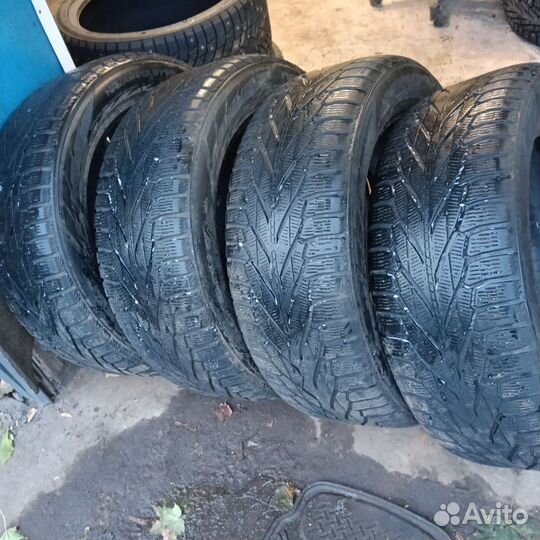 Nokian Tyres Hakkapeliitta R2 SUV 245/55 R19 107R