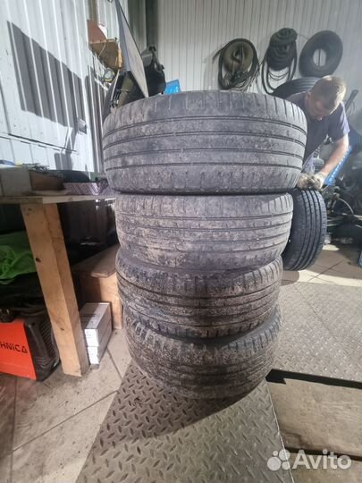 Nokian Tyres Hakka Blue 2 SUV 215/60 R17