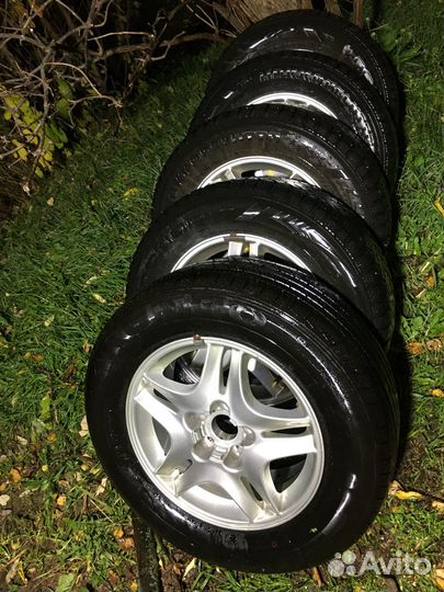 Зимняя резина на литых дисках r16