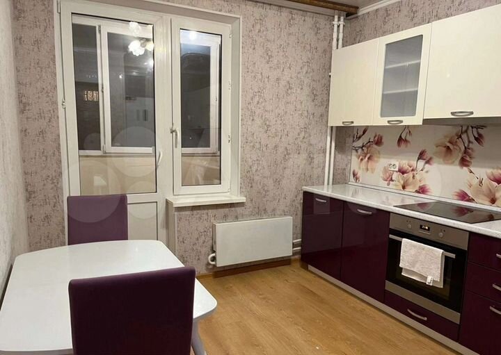 1-к. квартира, 40 м², 11/17 эт.