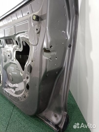 Дверь передняя правая Renault Fluence
