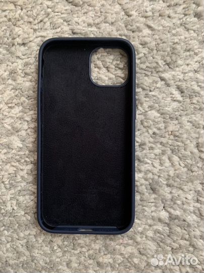 Чехол на iPhone 13