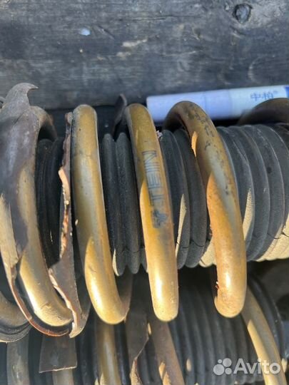 Стойка Toyota Bb NCP35