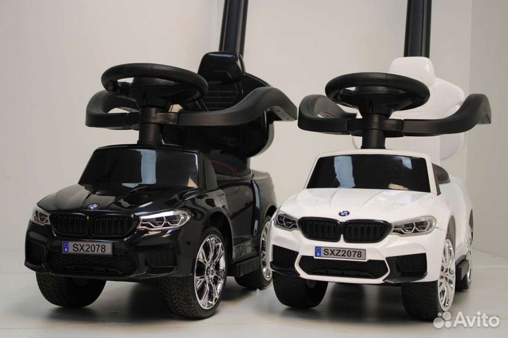 Детская машинка каталка с ручкой