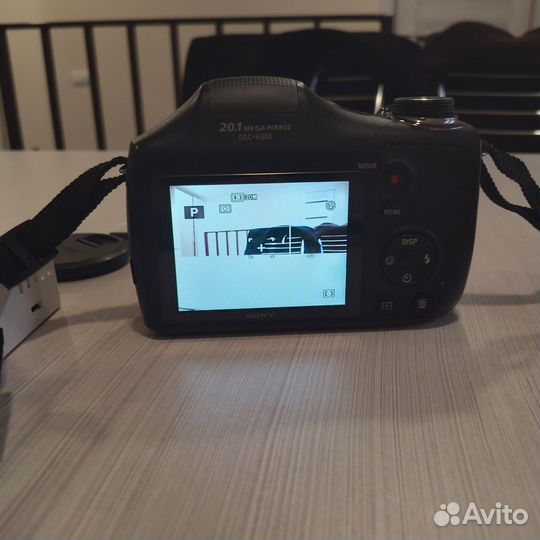 Компактный фотоаппарат Sony Cyber-shot DSC-H300