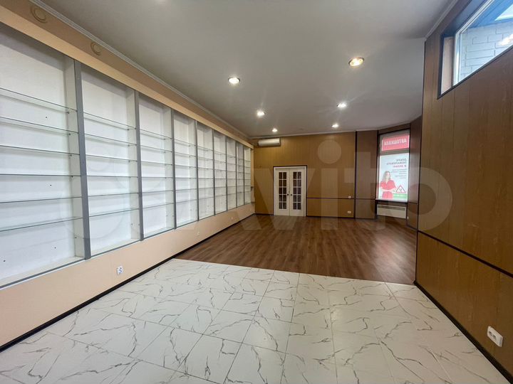 Свободного назначения, 70 м²