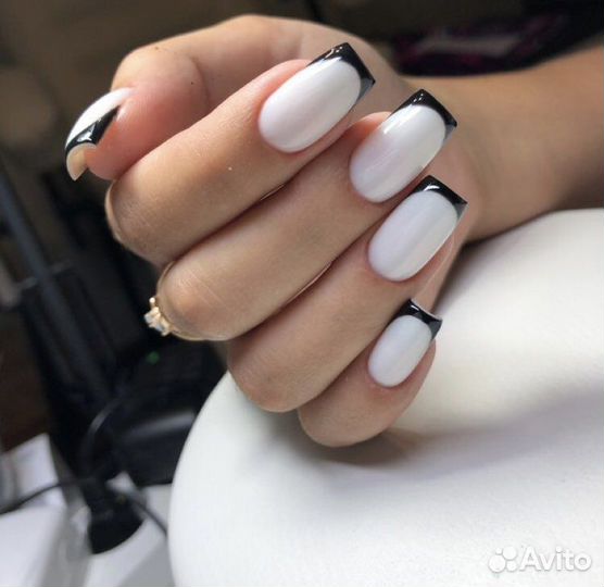 Маникюр/педикюр в центре Сочи