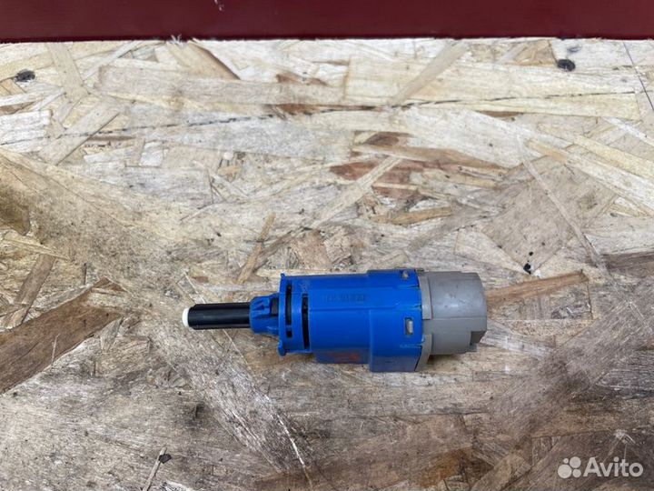 Датчик педали сцепления LADA X-Ray