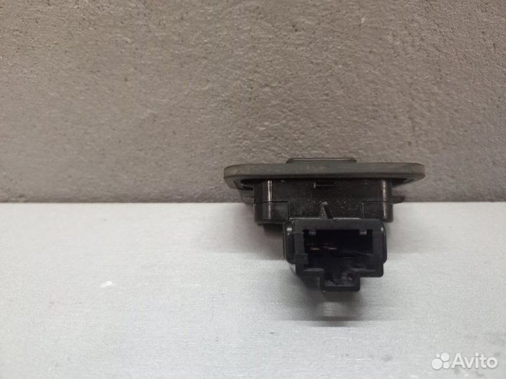 Кнопка открывания багажника Honda Accord 8 2009