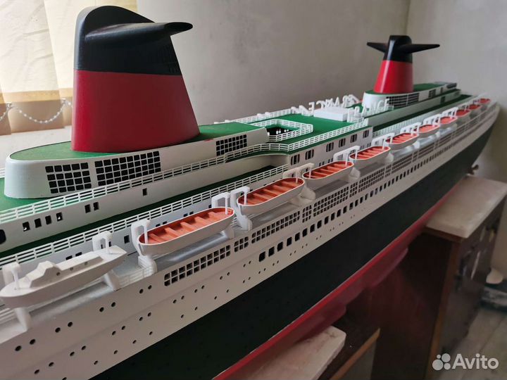 Лайнер France, модель для сборки