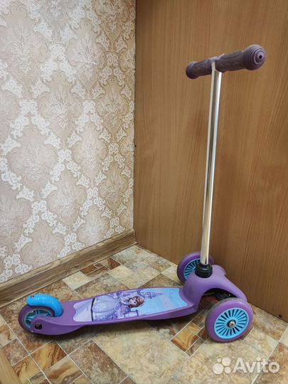 Самокат детский для девочки Принцесса