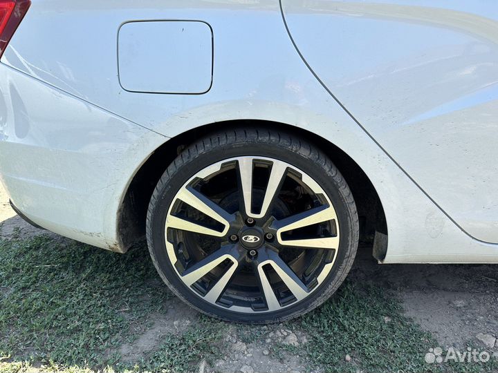 Winrun R330 205/40 R17