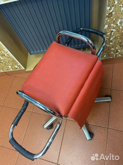 Подставка парикмахерская детская