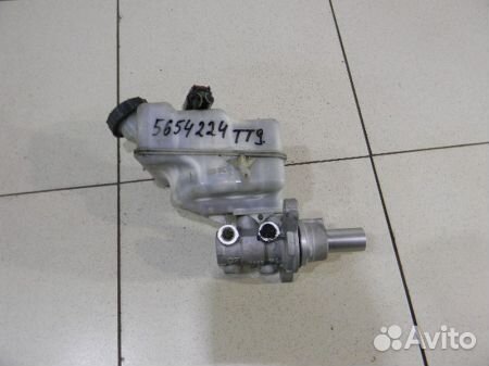 Цилиндр тормозной главный