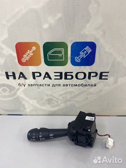 Подрулевой переключатель левый Renault Sandero
