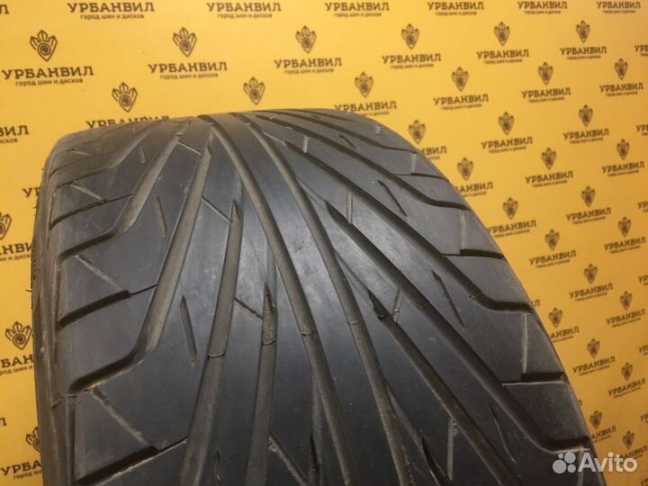 Triangle TR968 235/35 R19 91W