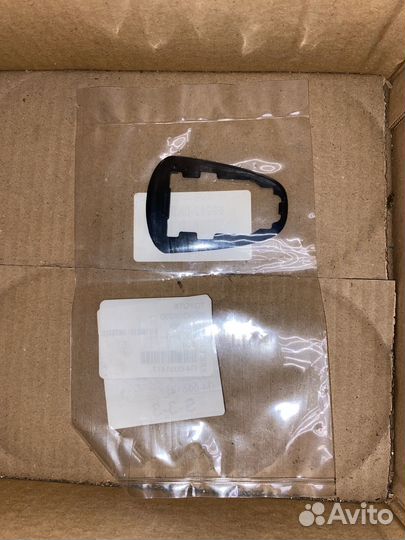 Уплотнитель ручки двери